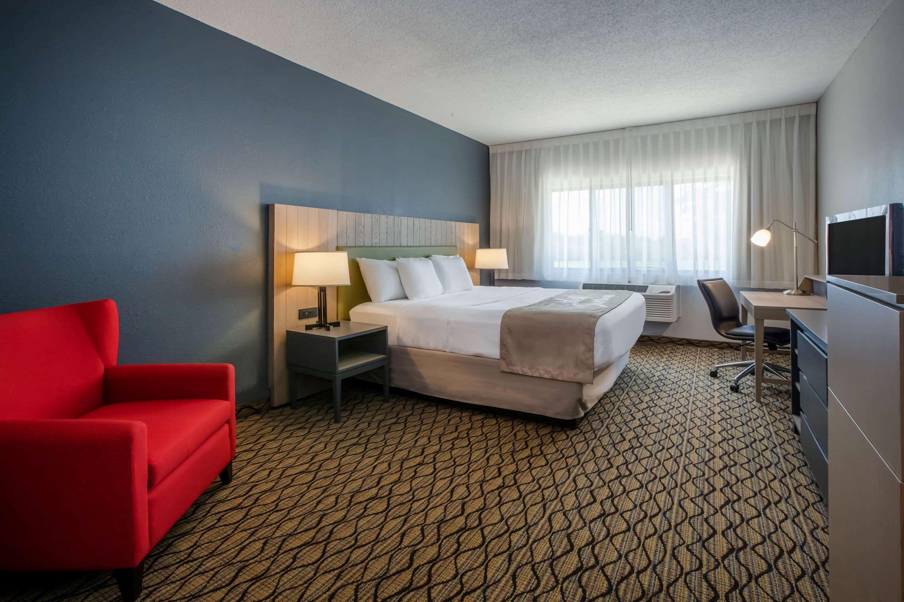 Days Inn & Suites By Wyndham Rochester Hills Mi Exterior foto