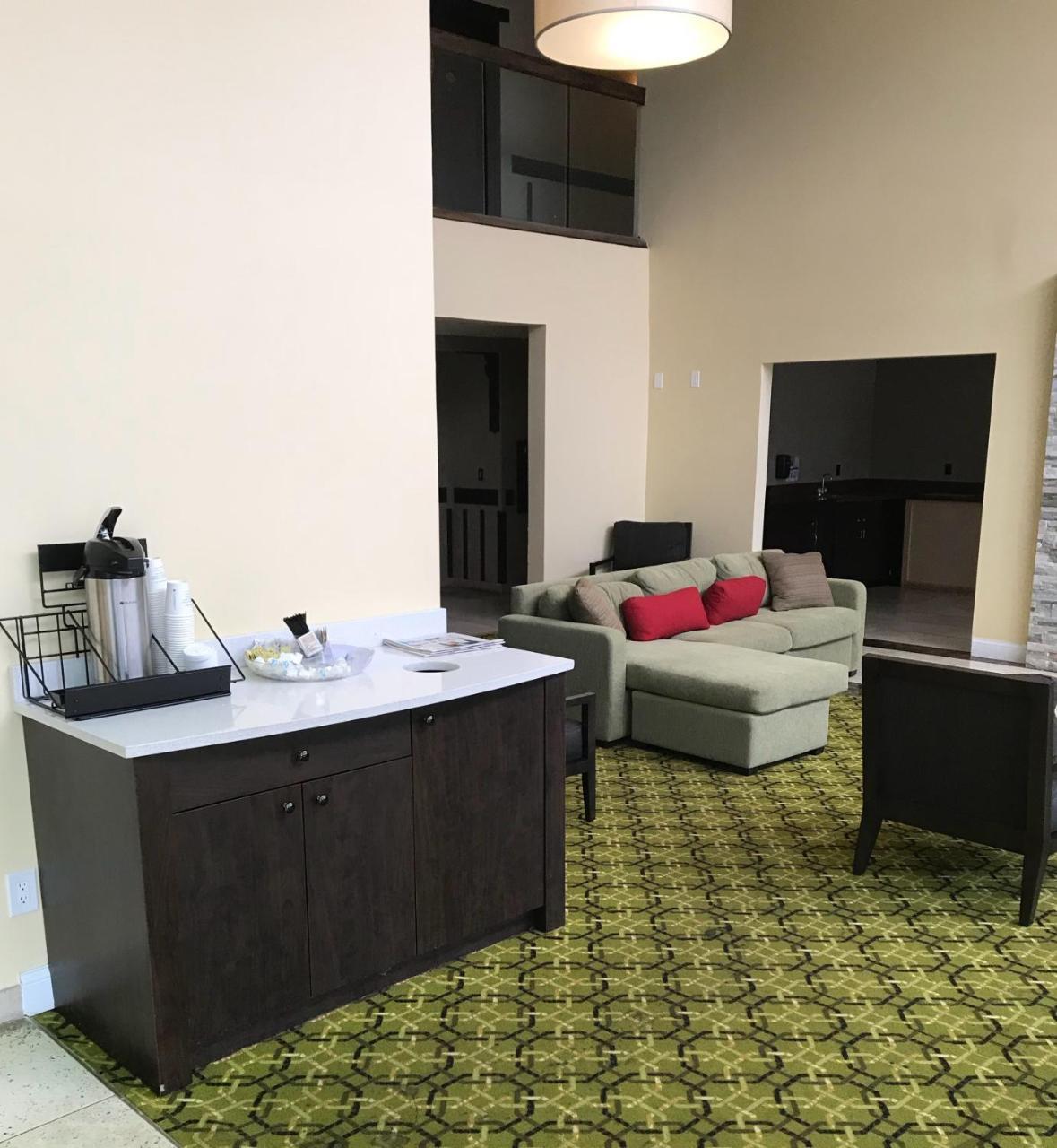 Days Inn & Suites By Wyndham Rochester Hills Mi Exterior foto